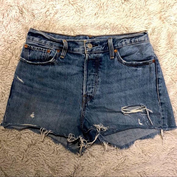 Levi Strauss & Co Wedgie Shorts. Size 29 - Picture 4 of 5